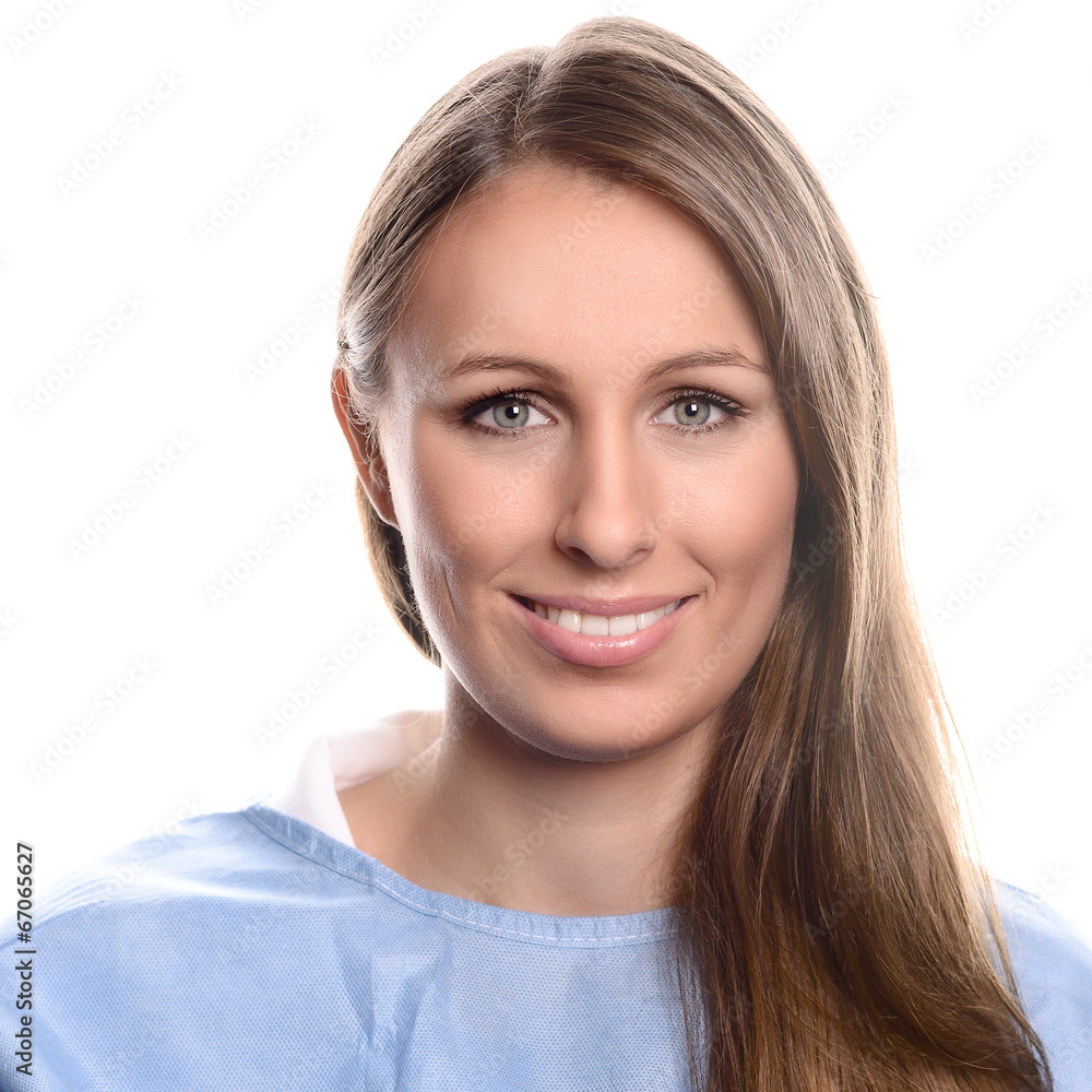 Junge weibliche Ärztin oder Medizinstudentin Junge weibliche Ärztin oder Medizinstudentin