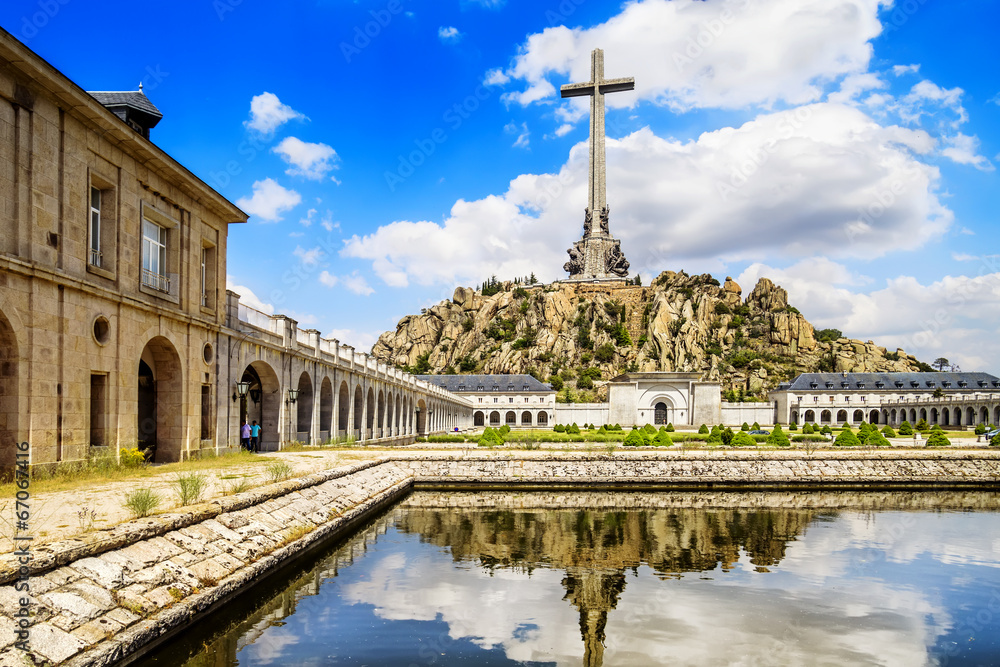 Naklejka premium Valley of the Fallen (Valle de los Caidos), Madrid, Spain.