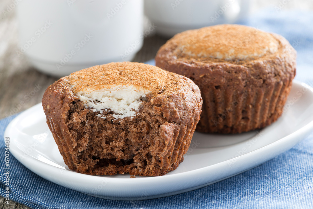 chocolate cakes with cheese filling chocolate cakes with cheese filling