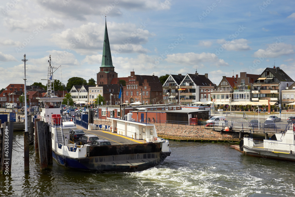 Fototapeta premium pier architecture in Travemunde, Germany
