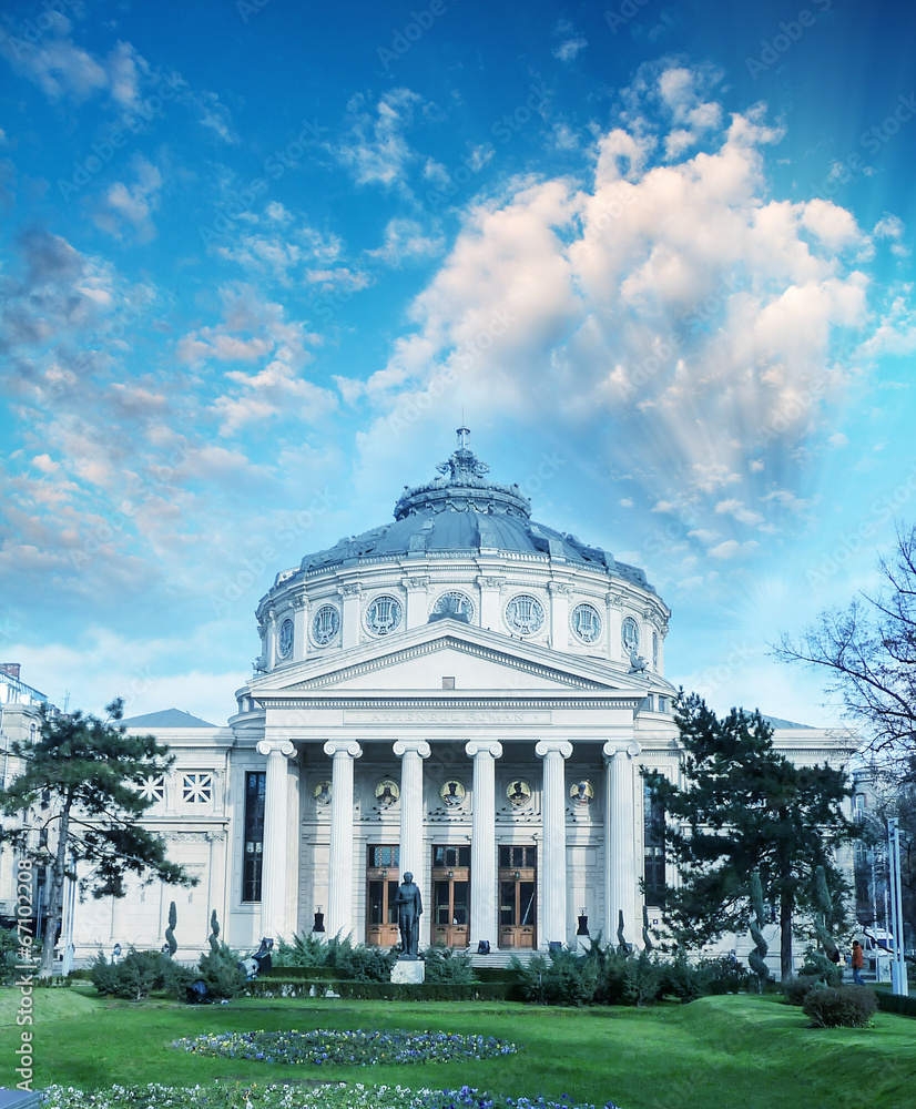 Atheneul Roman. Romanian Athenaeum is a concert hall in the cent