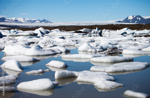 Iceberg Lagoon, Iceland © deserttrends