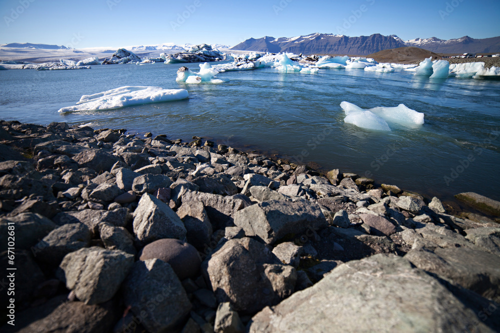 Iceberg Lagoon, Jokulsarlon lake, Iceland Iceberg Lagoon, Jokulsarlon lake, Iceland