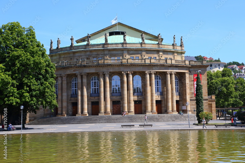 Stuttgart, Opernhaus (Sommer 2014)
