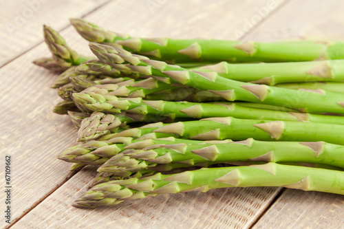 ripe green asparagus