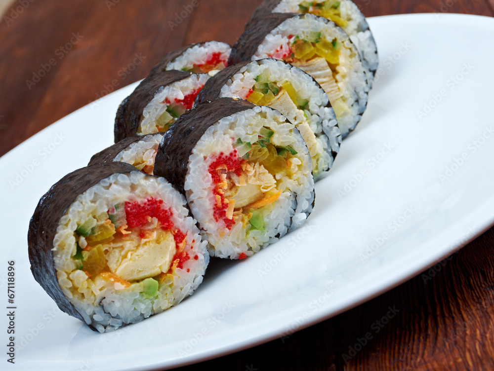 Roll made with chicken, eggs and vegetables Roll made with chicken, eggs and vegetables