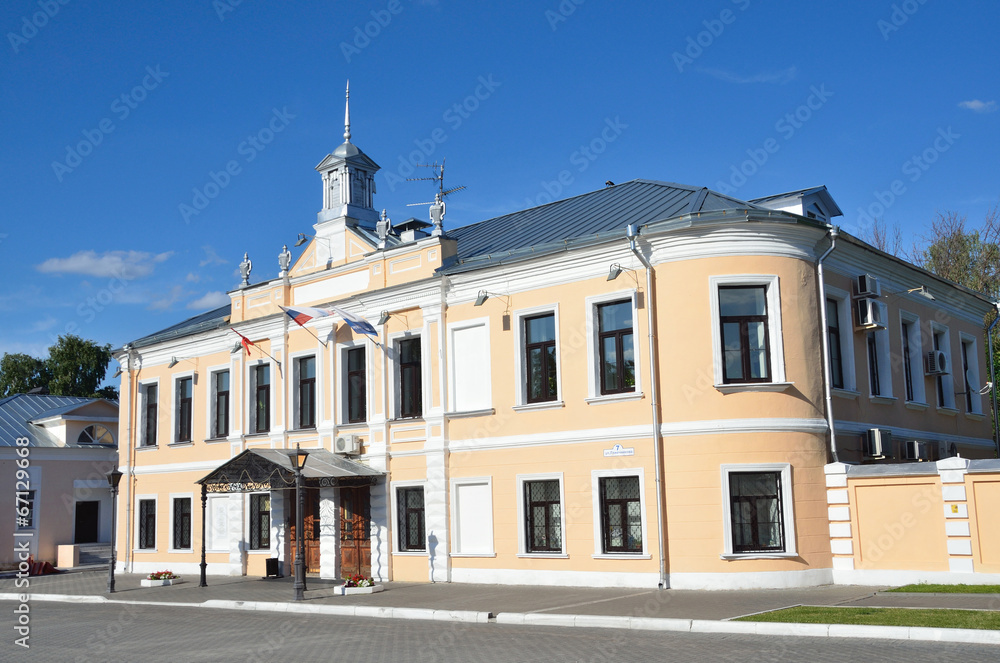 Obraz premium Коломна. Здание бывшей городской управы на улице Лажечникова