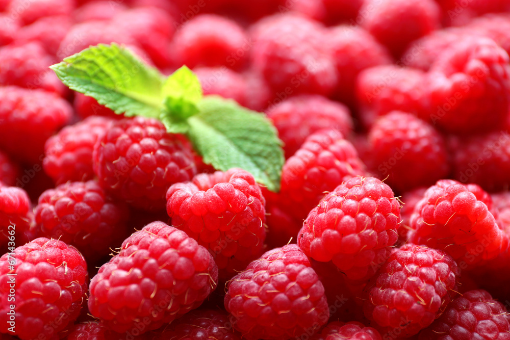 Ripe sweet raspberries close-up Ripe sweet raspberries close-up