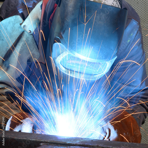 Schweißer in der Industrie // welding operator