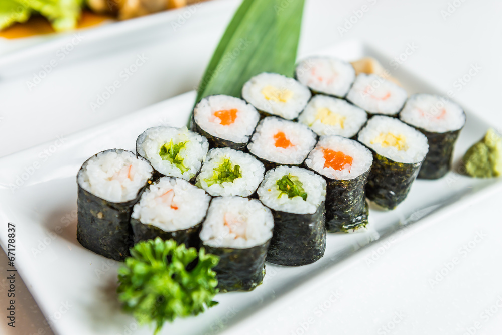 Sushi roll