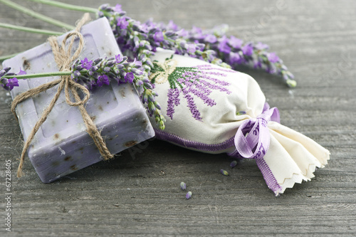 Fototapeta Naklejka Na Ścianę i Meble -  lavender soap with fresh flowers