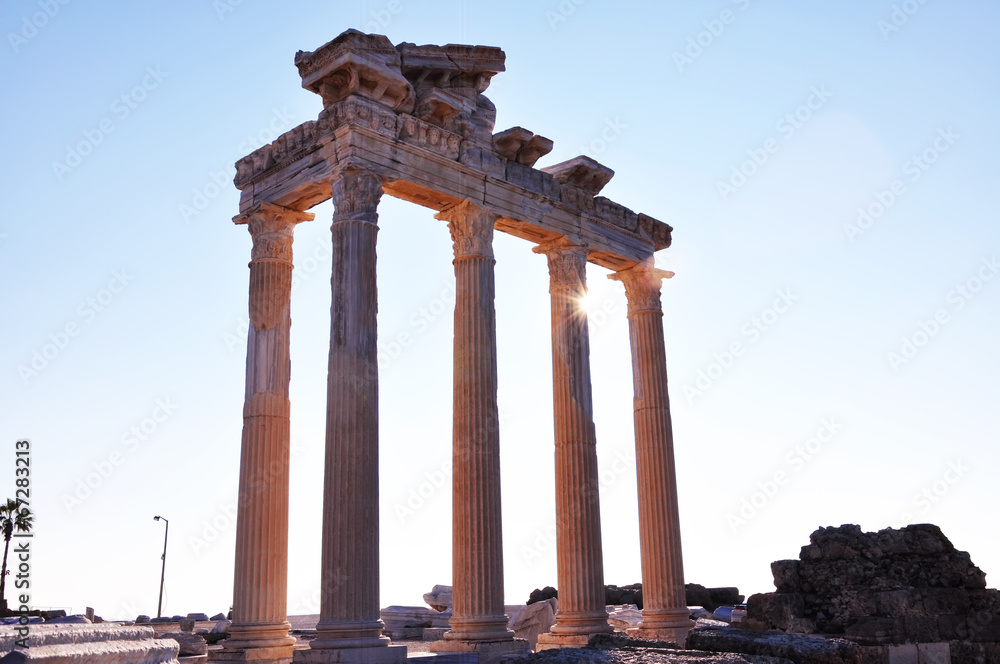 Side yakınlarındaki Apollo tapınağı