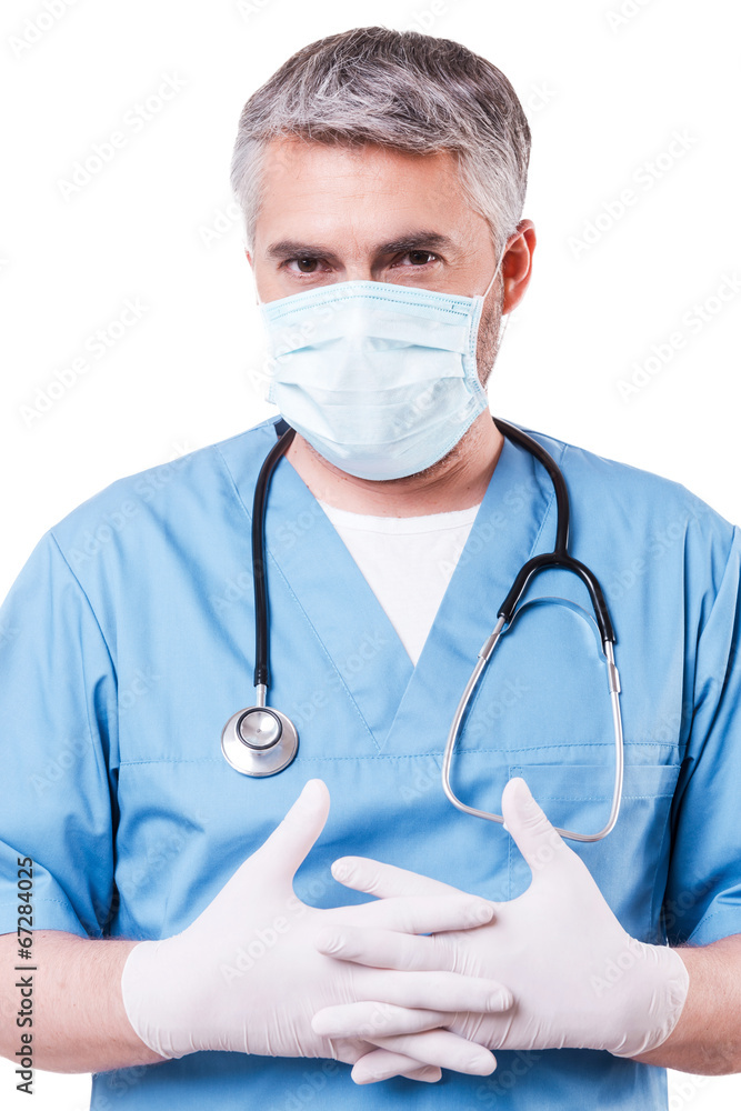 Preparing to surgery. Preparing to surgery.