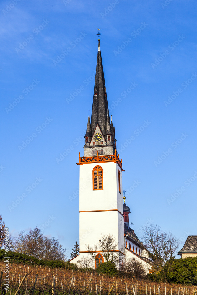 Fototapeta premium tower of st. Martin church in Eltville Erbach