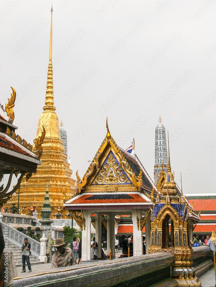 Fototapeta premium jade buddha temple in bangkok,thailand
