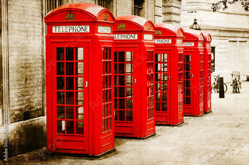 antik texturiertes Bild roter Telefonzellen in London