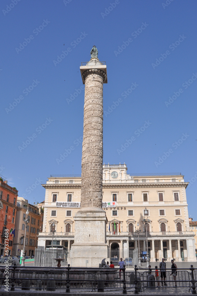 Piazza Colonna in Rome