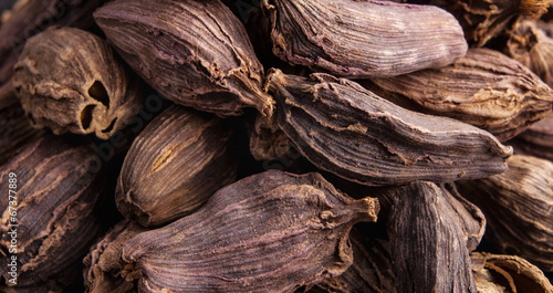 Black cardamom pods