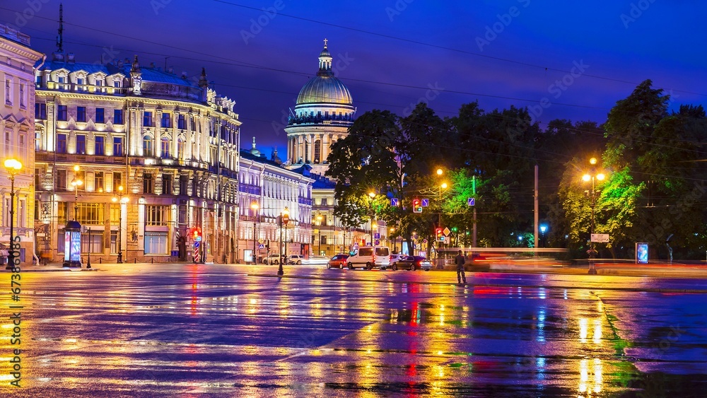 Palace Square in St. Petersburg (view of St. Isaac's Cathedral)