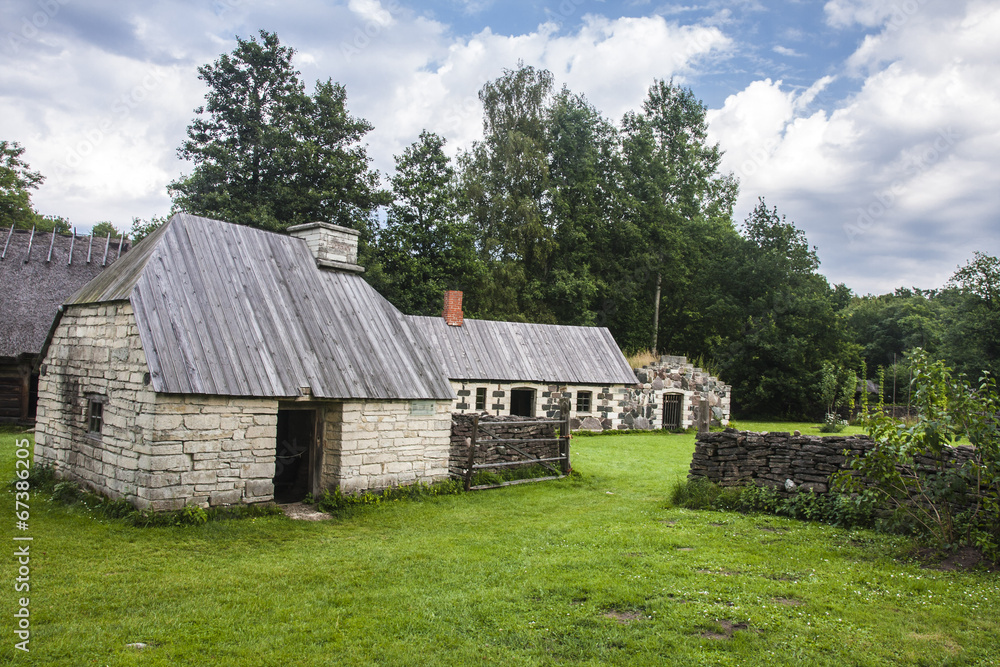 Traditional housing of the indigenous populations of Estonia