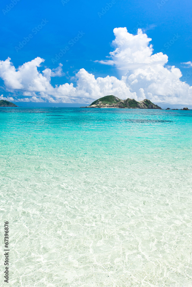 Fototapeta premium 沖縄の海・渡嘉敷島