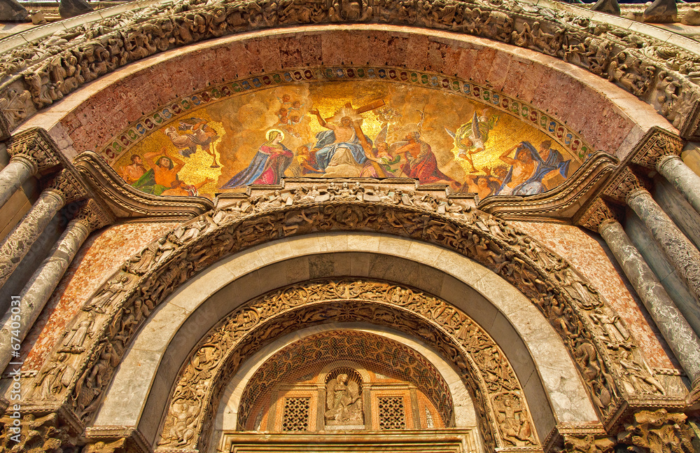 Obraz premium Detail of the St Mark's Basilica in Venice, Italy