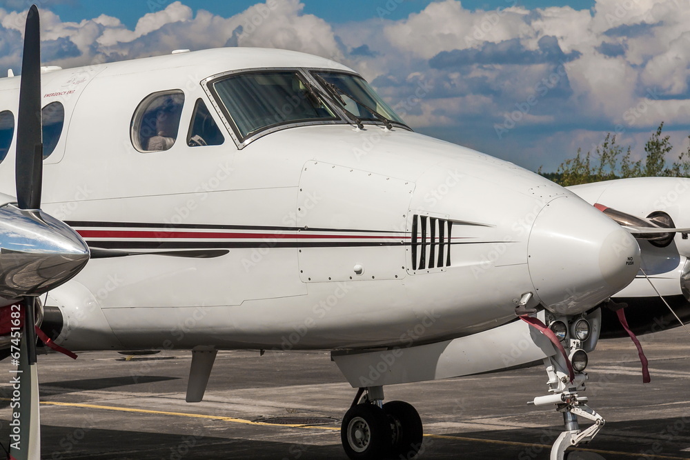 Flugzeug