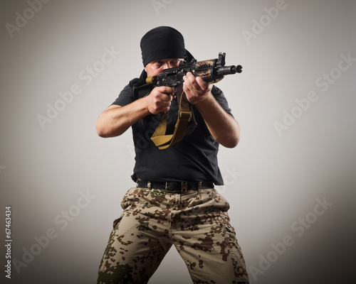 Canvas Print Man with gun