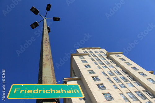 Willkommen in Berlin-Friedrichshain (Strausberger Platz) photo