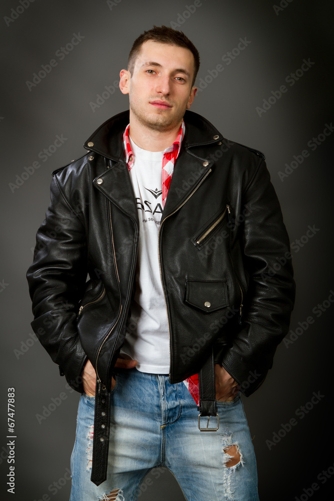 Fototapeta premium man in a leather jacket