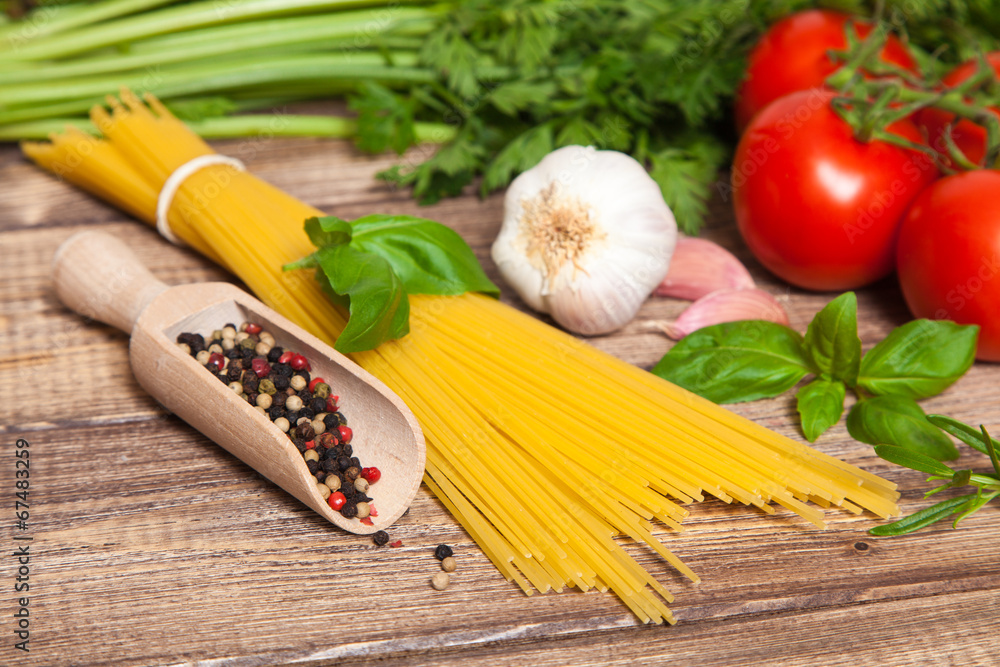 Traditional spaghetti ingredients Traditional spaghetti ingredients