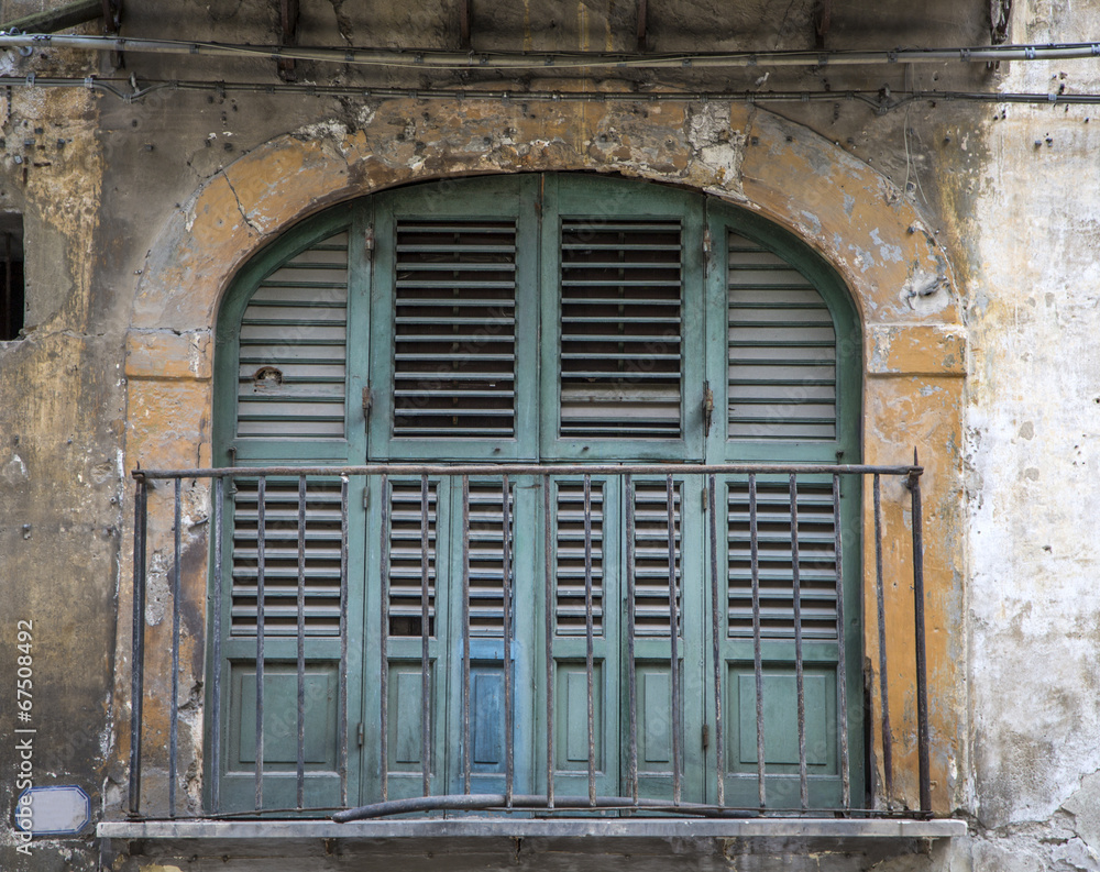Obraz premium Old siclian window