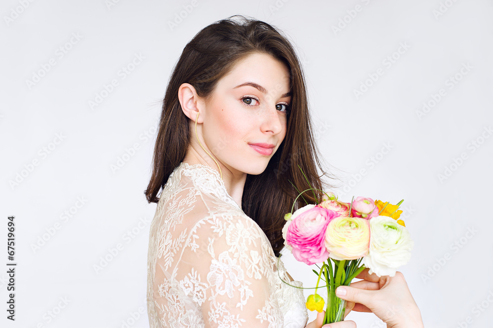 Beautiful bride with ranunkulyus flower bouquet Beautiful bride with ranunkulyus flower bouquet