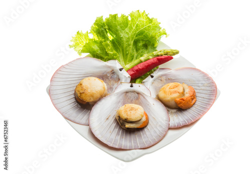 Grilled scallops