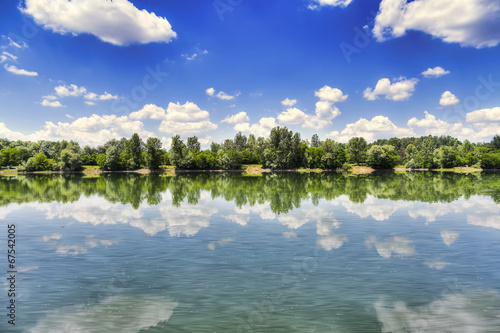 Fototapeta Naklejka Na Ścianę i Meble -  Clouds reflecting on the lake surface