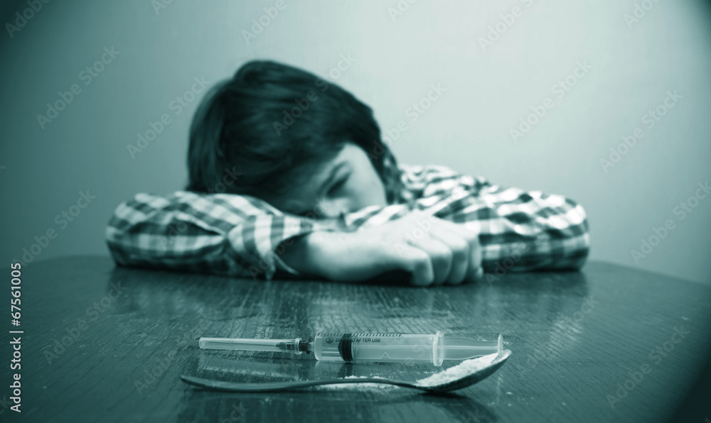 young guy and drugs