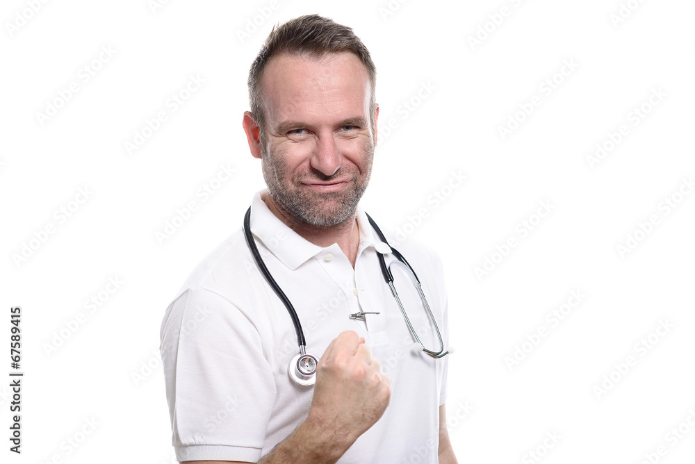 Enthusiastischer Arzt freut sich mit Fäusten Enthusiastischer Arzt freut sich mit Fäusten