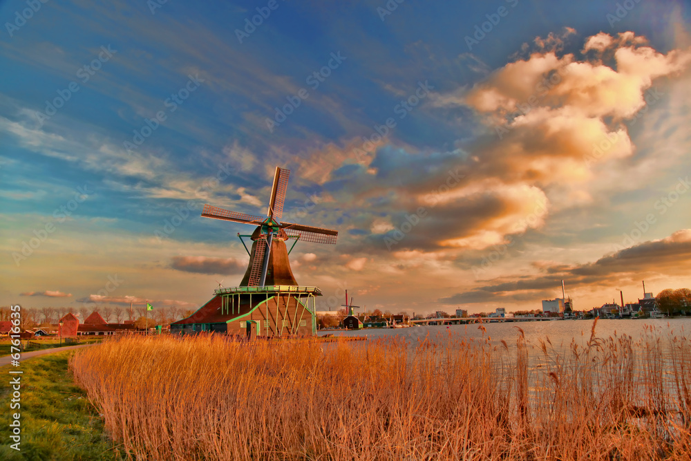 Traditional Dutch windmills with canal near the Amsterdam, Holla