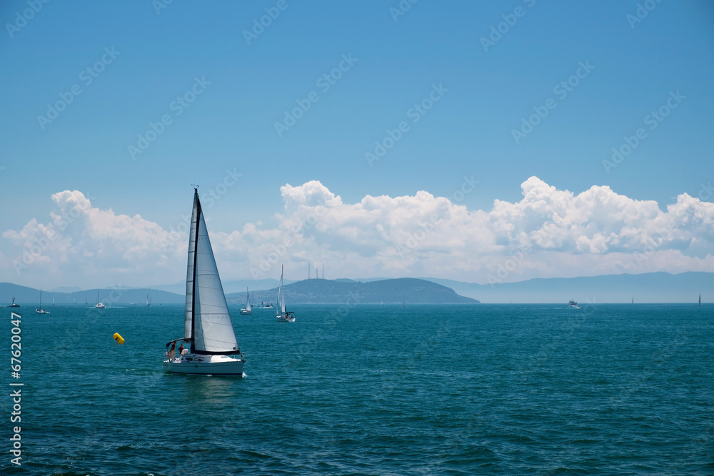 Obraz premium Sails and The Prince Islands at Istanbul