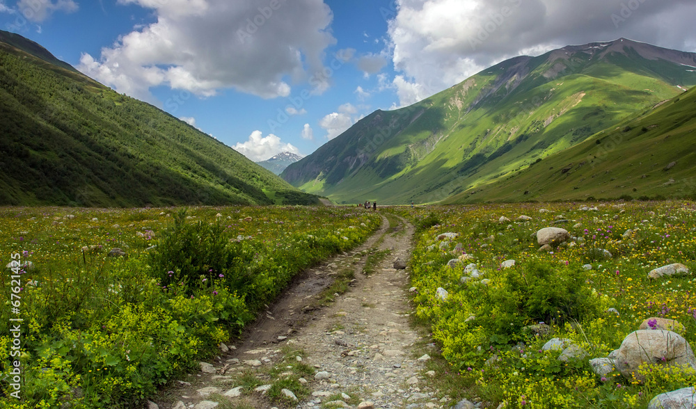 Naklejka premium Svaneti walk