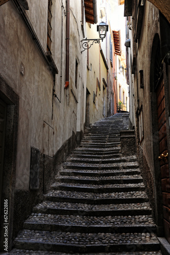 Quaint narrow cobbled steps in Bellagio © photology1971