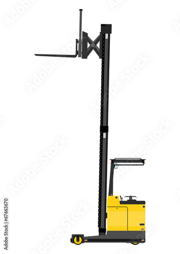 Reach truck