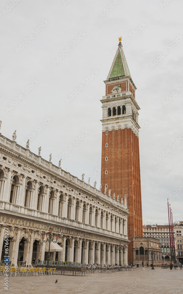 Venedig, historische Altstadt, Marktplatz, Turm, Palast, Italien