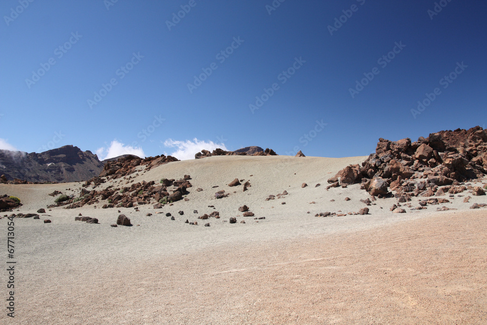 Tenerife, paysage lunaire au pied du Teide Tenerife, paysage lunaire au pied du Teide