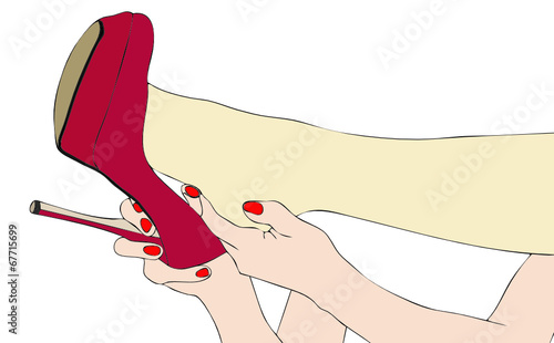 Una donna si toglie le scarpe col tacco alto