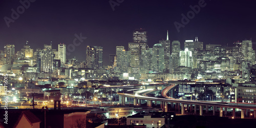San Francisco skyline © rabbit75_fot
