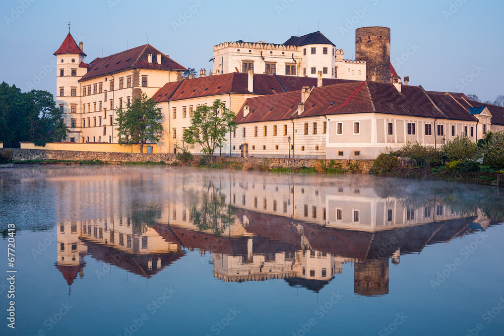 Jindrichuv Hradec castle