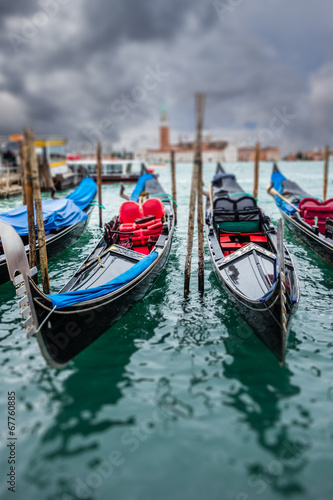 Small gondolas © Dario Lo Presti