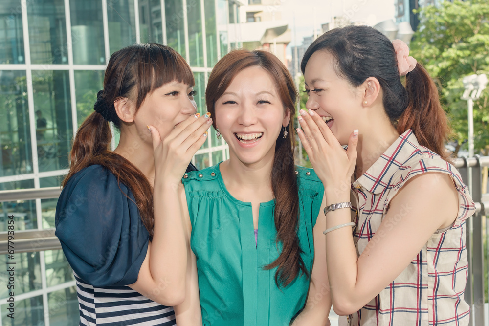 Asian friends' whisper Asian friends' whisper