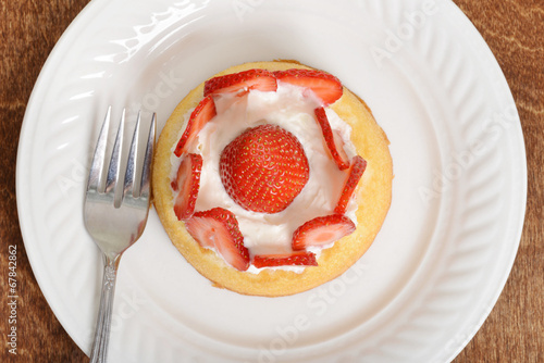 Valokuvatapetti top view strawberry shortcake